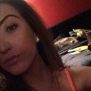 Meet your Posher, Sophia